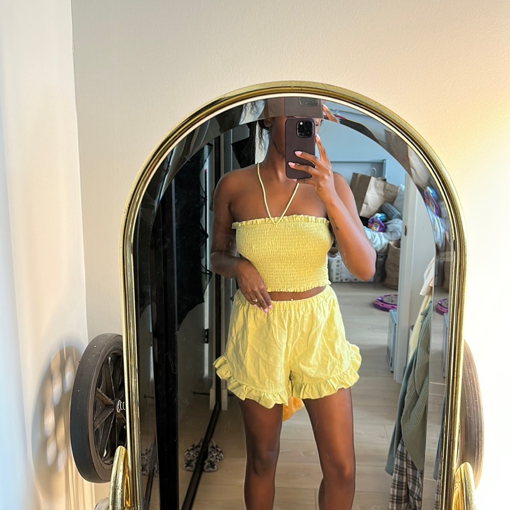 2 PIECE SMOCKED SET - Picture 2 of 3